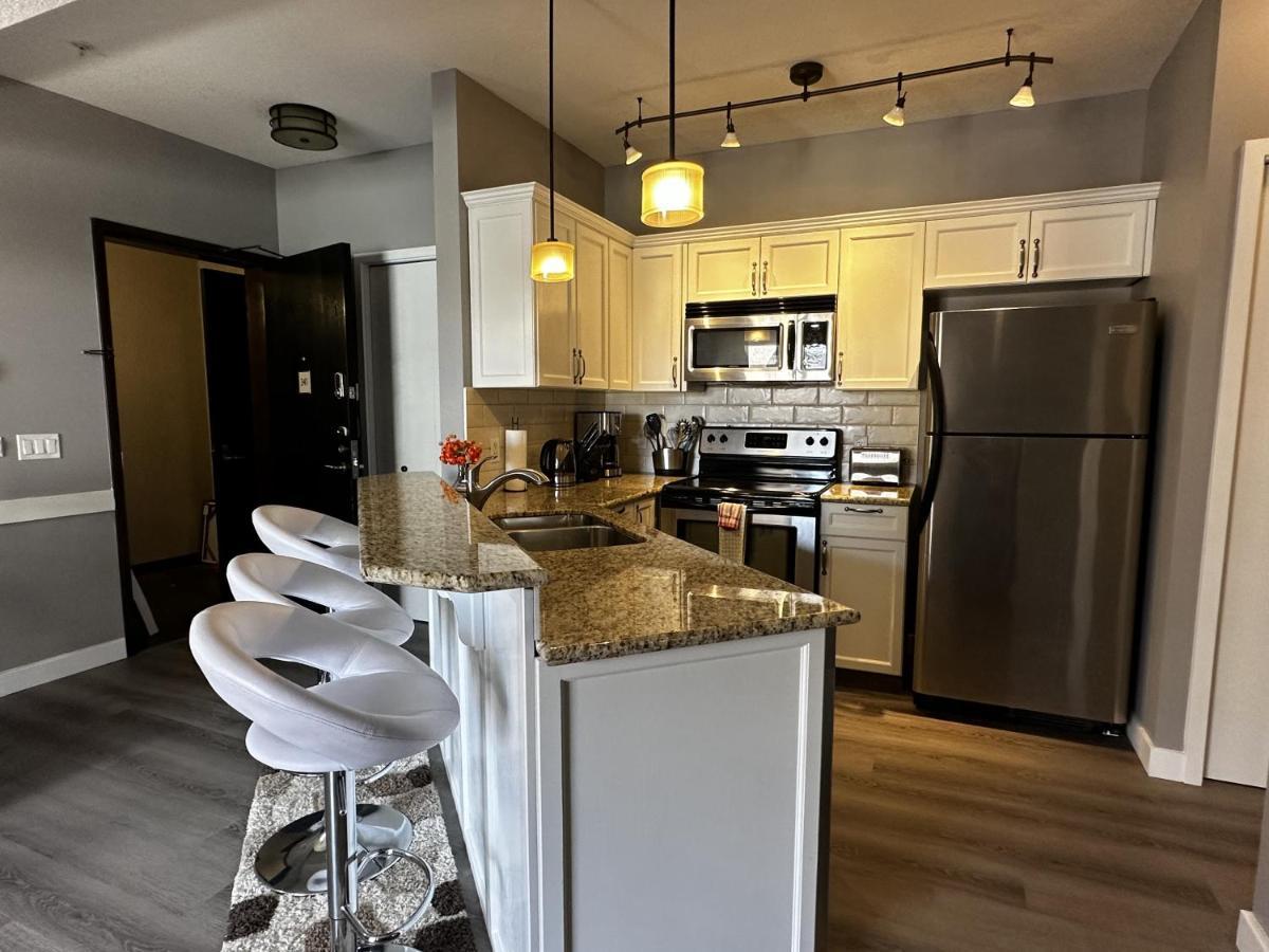 Luxury Two Queen Beds Condo - Grande Rockies Resort Indoor Parking Pool Hot Tub Gym Canmore Exteriér fotografie